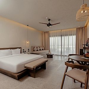 Sentido Naga Bay - Family Friendly (Adults Only)